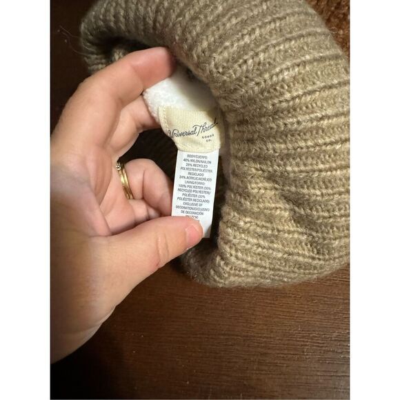 Set of 2 knit toboggans - Picture 4 of 5